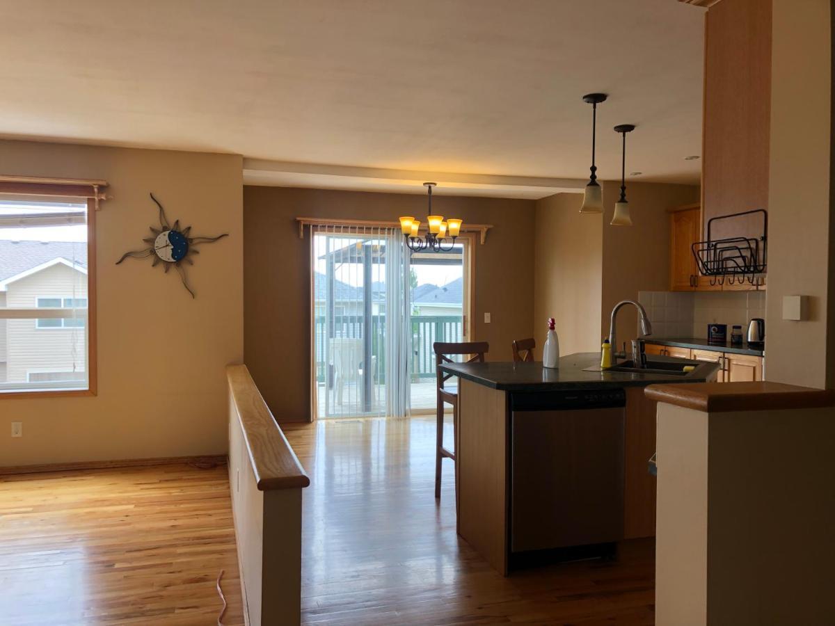 Apartamento Citadel community! YYC Exterior foto